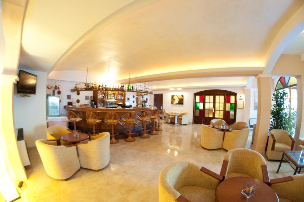 Hotel Cala Gat カラ・ラトハダ エクステリア 写真