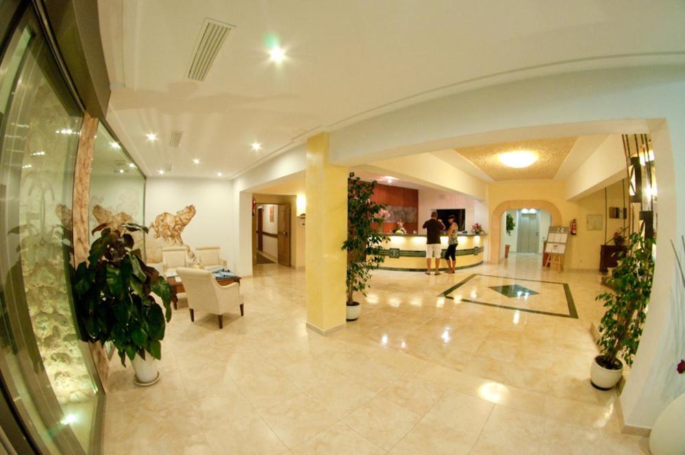 Hotel Cala Gat カラ・ラトハダ エクステリア 写真
